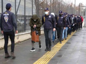 Yasa Dışı Bahis Çetesi Üyeleri Adliyeye Sevk Edildi