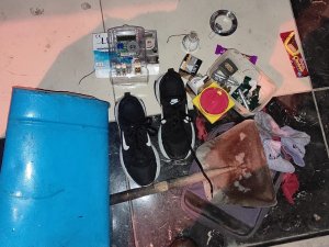 Binadan Ayakkabı Çaldı, 5 Metre Uzaklaşamadan Gece Kartallarına Yakalandı