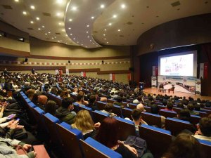 Rektör Çakar “Fırsatları İyi Değerlendirmek, Yaşamdaki En Önemli Dönüm Noktasıdır”