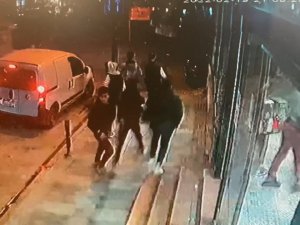 Ümraniye’de Motosiklet Üstünde Pompalı Tüfekli Saldırı: 2 Yaralı