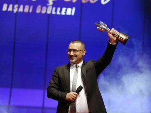 “Yılın Yenilikçi İ̇letişim Projesi” Ödülü Başakşehir’in