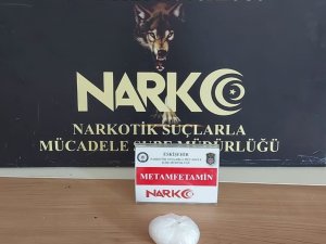 Kente Uyuşturucu Sokmaya Çalışan 3 Şüpheli Yakalandı