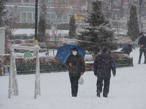 Erzurum’da Kış Geri Döndü