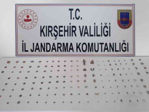 Kırşehir’de Şüphe Üzerine Durdurulan Araçtan Tarihi Eser Çıktı