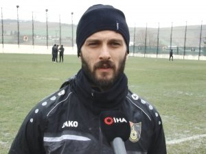 İ̇brahim Yılmaz: "Eğer 24-25 Golü Bulabilirsem Şampiyonluk İçin De Yeterli Olacağını Düşünüyorum"