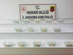 Hakkari’de 15 Kilo 811 Gram Uyuşturucu Ele Geçirildi