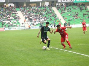 Şampiyonluk Yolunda Sakaryaspor’un Gol Yükünü İki İsim Üstleniyor
