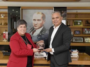 Başkan Uysal: “Kadınlarımızın Yanındayız”