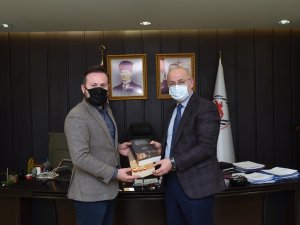 Rektör Ünal: “Akademik Yayınlar, Üniversitemizin Daha Rekabetçi Bir Pozisyona Ulaşmasında Kilometre Taşlarından Biri Olacak”