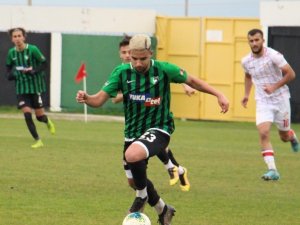 Denizlispor’un Gençleri Boluspor Engelini 3 Golle Geçti