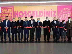 Van’da ‘7. Yöresel Ürünler Ve Hediyelik Eşya Fuarı’ Kapılarını Ziyaretçilere Açtı