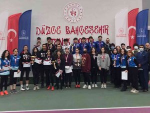 Gençler Tenis Müsabakaları Sona Erdi