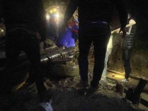 Kaçak Maden Ocağında Göçük: 2 İşçi Mahsur Kaldı