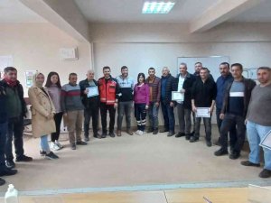 Ambulans Şoförlerine Sürüş Teknikleri Eğitimi Verildi