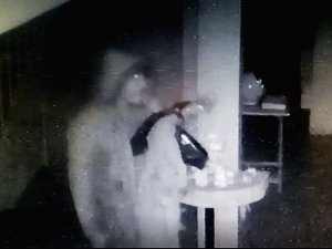 Kafeden 16 Bin Liralık Hırsızlık Kamerada