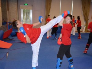 Milli Takım, Avrupa Büyükler Karate Şampiyonası’na Kocaeli’de Hazırlanıyor