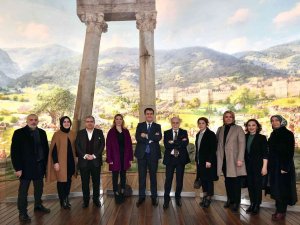 Darülaceze Yönetimi 1326 Bursa Fetih Müzesi’ni Gezdi