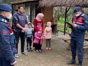 İ̇zmir’de Jandarmadan Düzensiz Göçle Mücadele Uygulaması