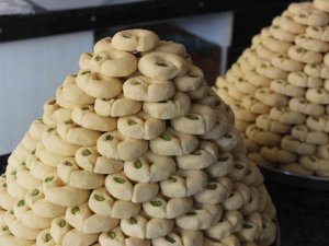 Kilis’te Kurabiye Kandillerin Vazgeçilmezi