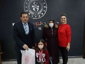 Şampiyondan Ali İ̇hsan Kabakcı’ya Ziyaret