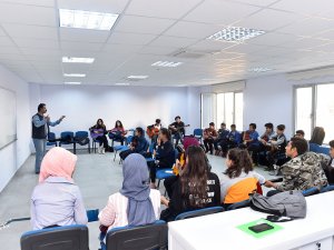 Gençlik Merkezi, Sosyal Aktivite Ve Kültüre Katkı Sağlamaya Devam Ediyor