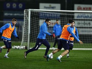 Fenerbahçe Kasımpaşa Maçı Hazırlıklarını Sürdürdü