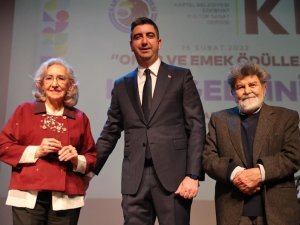 Ke Dergisi’nin ‘Onur Ve Emek Ödülleri’ Sahiplerini Buldu