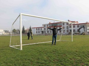Top Koşturduğu Stadın Yıkılışına Şahit Olan Eski Kalecinin Duygusal Anları