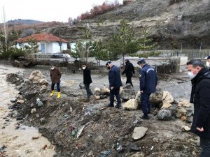 Gölet Taştı, Köydeki Evleri Su Bastı