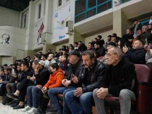 Bursa’da Karma Dövüş Sanatları Organizasyonu Gerçekleştirildi