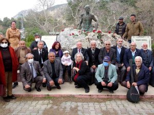 Yaşar Kemal Köyünde Anıldı