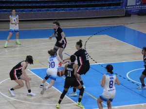 Tbf Genç Kızlar Ligi: Düzce Atletik: 74 - Beşiktaş: 56