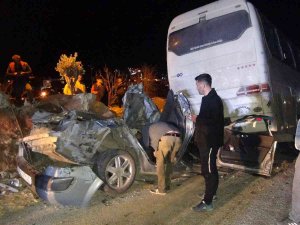 Akkuyu Ngs İşçilerini Taşıyan Otobüs Kaza Yaptı: 1 Ölü, 21 Yaralı