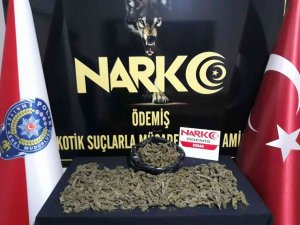 Amansız Takipte 2 Uyuşturucu Taciri Kıskıvrak Yakalandı