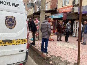 Kuzeni Tarafından Bıçaklanan Şahıs Öldü