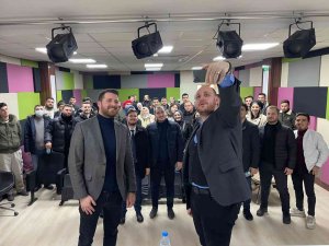 Büyükgümüş, Ak Parti Yalova İ̇l Gençlik Kolları’nın Konuğu Oldu