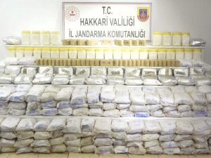 Yüksekova’da 250 Kilo Eroin Ve 35 Kilo Metamfetamin Ele Geçirildi