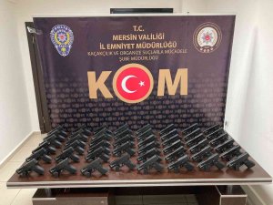 Mersin’de 47 Adet ’Glock’ Marka Silah Ele Geçirildi