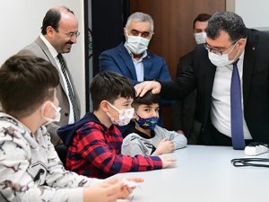 Başkan Mandal, Etü’nün İ̇novasyon Merkezlerine Konuk Oldu