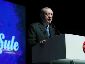 Cumhurbaşkanı Erdoğan: “Biz Fikrin, İnancın, Mücadelesini Verenlerin Ardından Gidenlerle Toplantı Yaparken Başkaları Başka Tür Toplantılar Yapıyor”