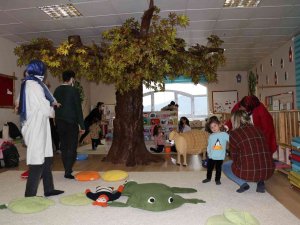 Türkiye’nin İlk Bebek Kütüphanesinde Okul Öncesi Eğitime Olan Önyargılar Kırılıyor