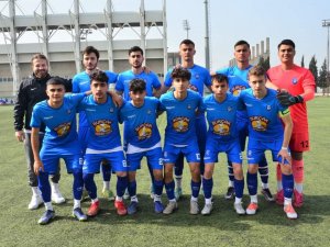 Yunusemre Belediyespor U18 Takımı Namağlup Grup Şampiyonu Oldu