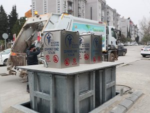 Merkezefendi’nin 50 Farklı Noktasına Yer Altı Çöp Konteyneri Yerleştirildi