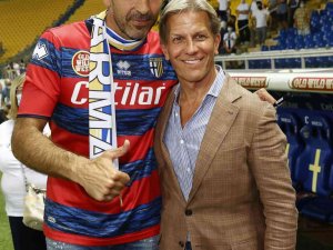 44 Yaşındaki Gianluigi Buffon, Parma İle Sözleşmesini Uzattı