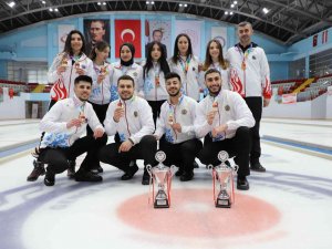 Buzda Atatürk Üniversitesi Rüzgârı