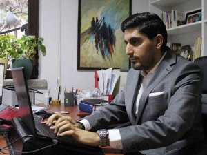 Ekonomi Yorumcusu Muratlı: “Rusya’nın Swift’ten Çıkarılması Doların Hegemonyasına Darbe Olacak”