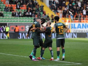 Süper Lig’de Yeni Rekor; Bir Haftada 44 Gol