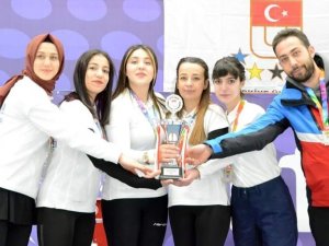 Etü, Curling’te 2 Gümüş Madalya Kazandı