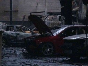 Kocaeli’de 7 İş Yerinin Yandığı Felaketin Boyutu Gündüz Görüntülendi