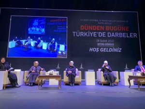 Ak Parti İ̇stanbul Milletvekili Ravza Kavakçı Kan: "Bu Millet 28 Şubat’ta Dünya Sivil Hak Mücadelesinin En Sabırlı Mücadelesini Verdi"